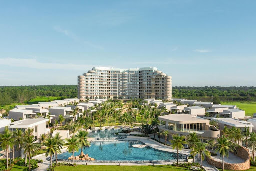 resort Hồ Tràm cho gia đình có khu vui chơi