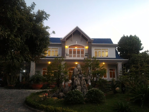 khách sạn giá rẻ ở hồ tràm