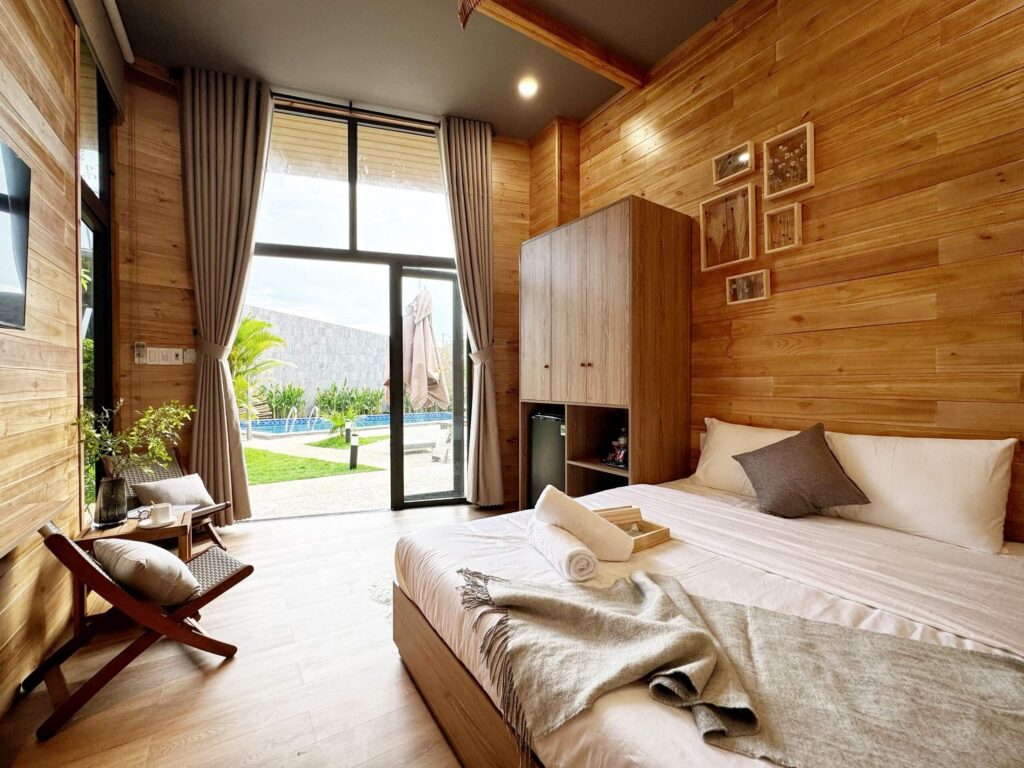Khách sạn Hồ Tràm giá bao nhiêu