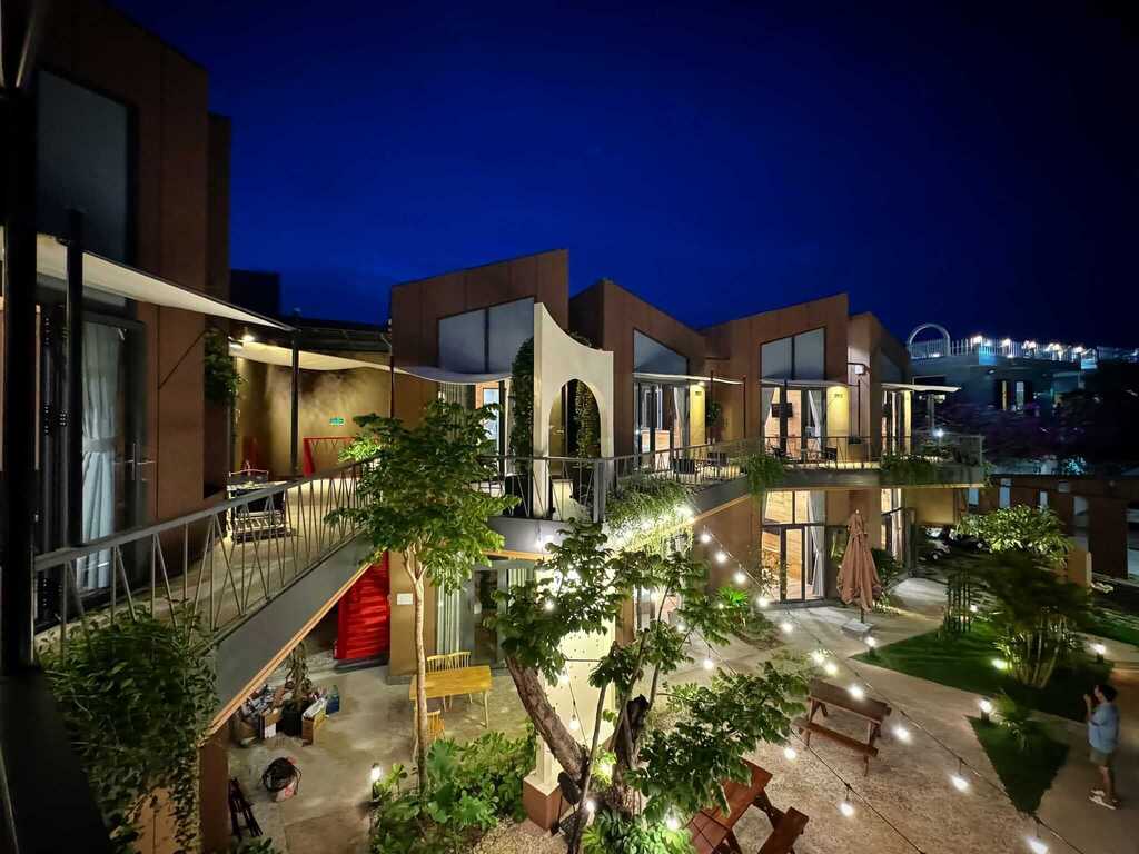 Khách Sạn 5 Sao Hồ Tràm